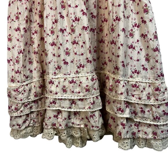 Mango Cream and Pink Ditsy Floral Mini Sundress, Tiers, Eyelet Lace, Size Medium - Picture 8 of 10